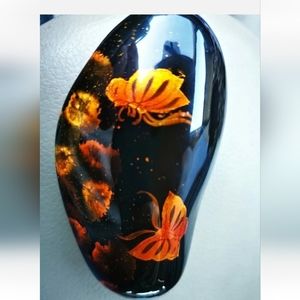 𝅺LACQUERED Rock Goldfish butterfly Painted Stone Paperweight Black